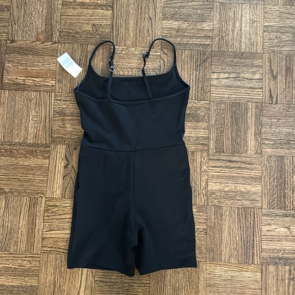 Abercrombie active romper - Picture 2 of 4